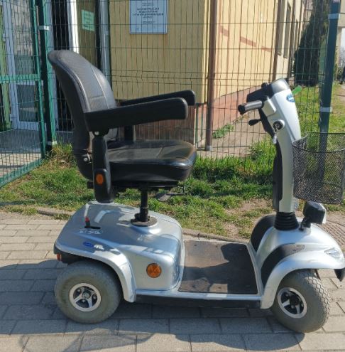 Скутер Invacare Leo Scooter б/у Скутер Invacare Leo Scooter б/у